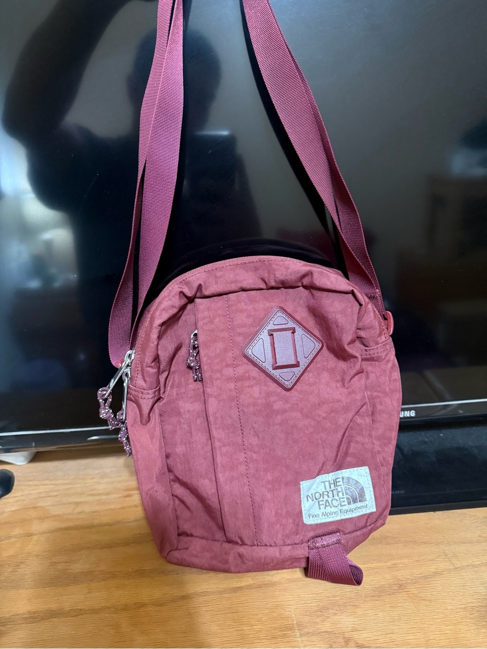 The North Face Crossbody Bag burgundy